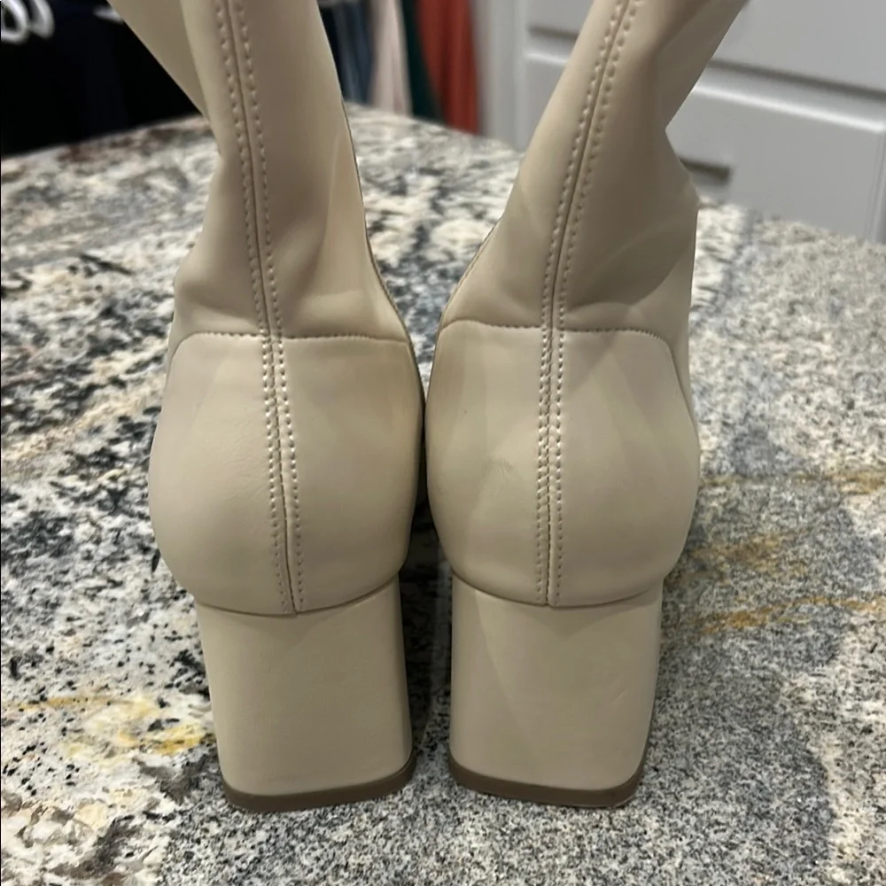 Delicious Cream Ankle Boots with Square Toe and Block Heel - Picture 2 of 4
